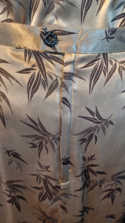 Vintage drakt i asiatisk stil str S
