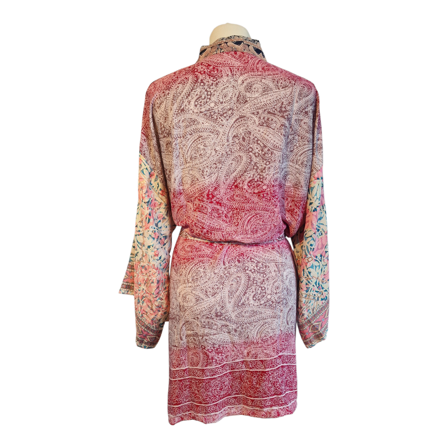 Fargerik kimono str one size